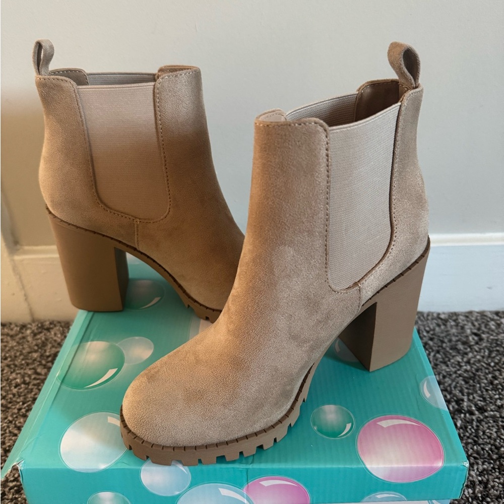 Soda Glove Ankle Boot Chunky Heel - image 5